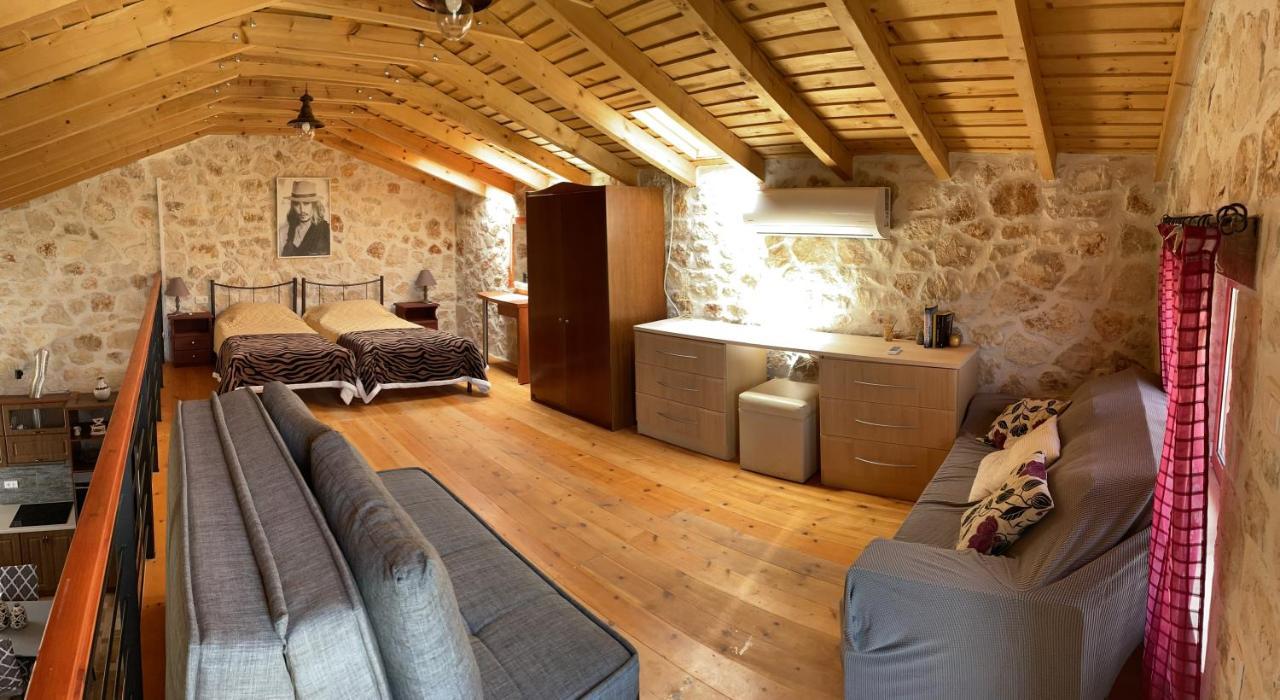 Casa Petra - Stone Cottage Farmhouses 阿凯松 外观 照片